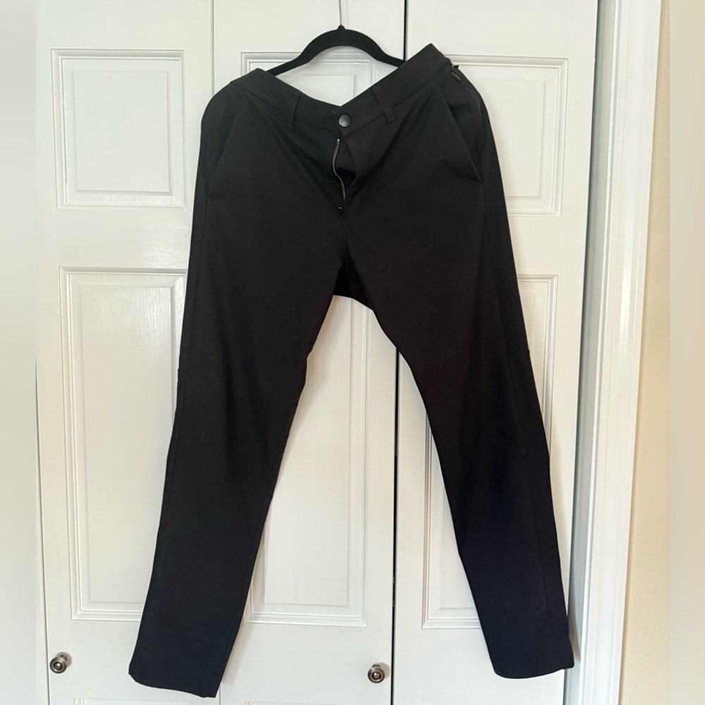LuluLemon Commissioner Slim Fit Pants